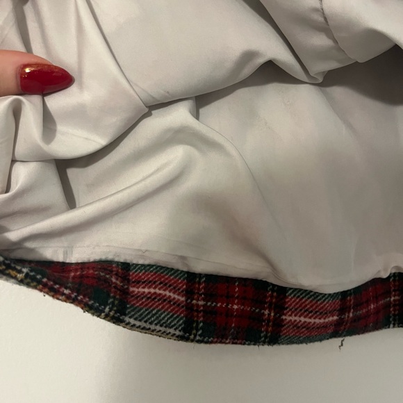 Hollister Christmas Plaid Skirt - Picture 5 of 9